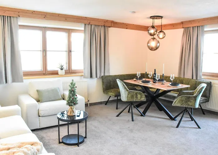 Апартаменты Hochfeld-4 By Interhome