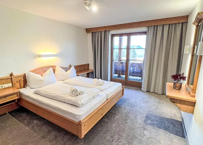 Апартаменты Hochfeld-4 By Interhome